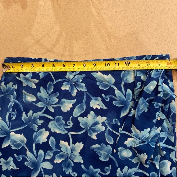 Hillard & Hanson blue floral wrap skirt size large - Picture 11 of 11